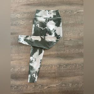 Size small yoga pants .